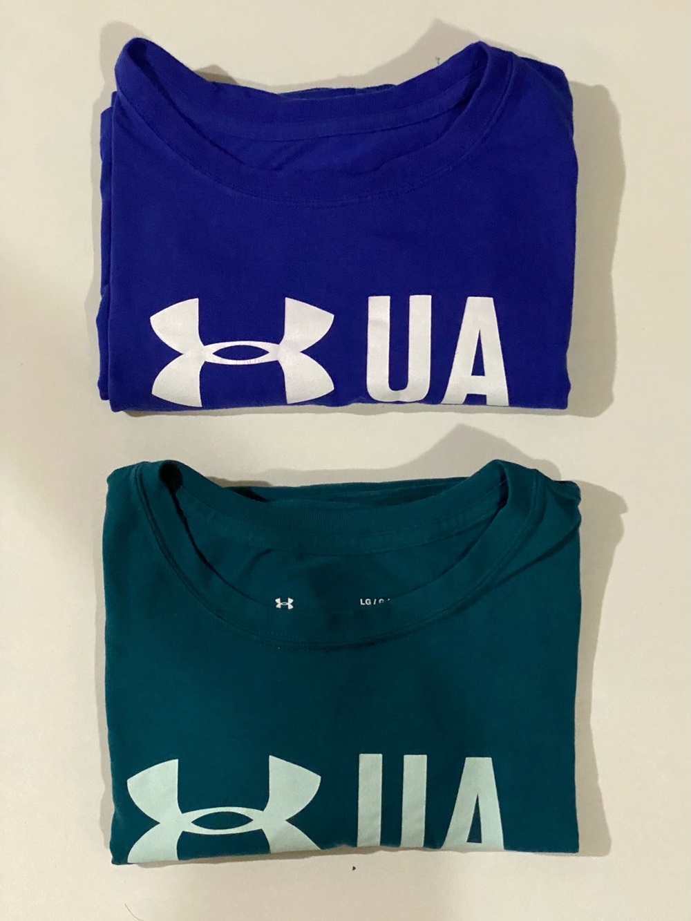 Lot of Two Under Armour Women’s Classic Tees with Graphic Print Size Large